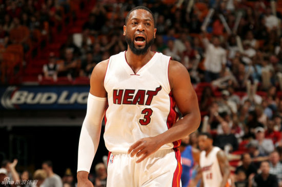 主裁：夸安萨拉拽丘库埃梅卡没判罚？这是极轻微、无效的拉拽（主裁回应夸安萨拉拉拽丘库埃梅卡未判：接触极轻微，拉拽无实质影响）