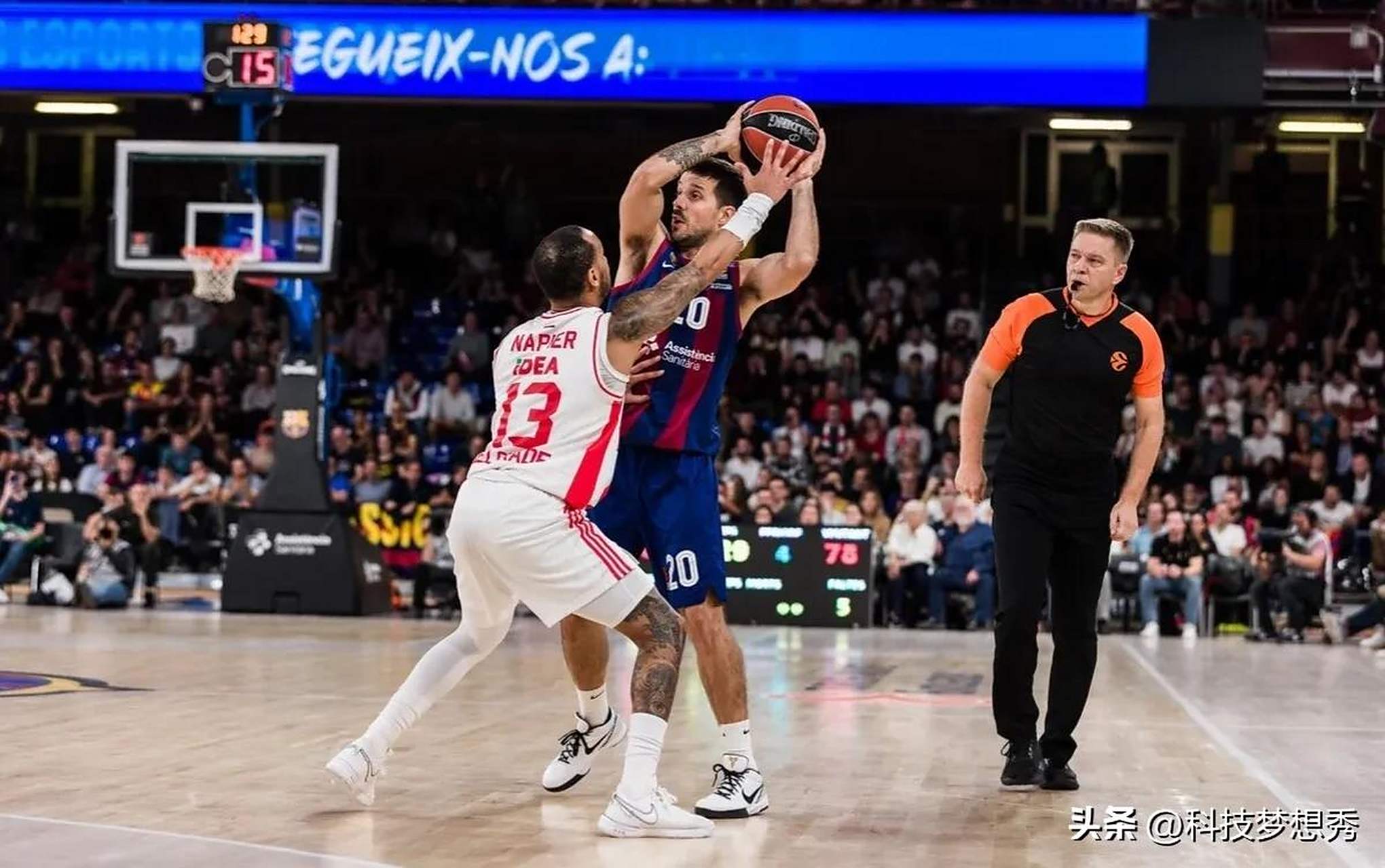 官方：阿尔及利亚中场奥亚尔受伤无缘非洲杯，阿卜戴利入替（阿尔及利亚官方：奥亚尔伤缺非洲杯，阿卜戴利递补入选）