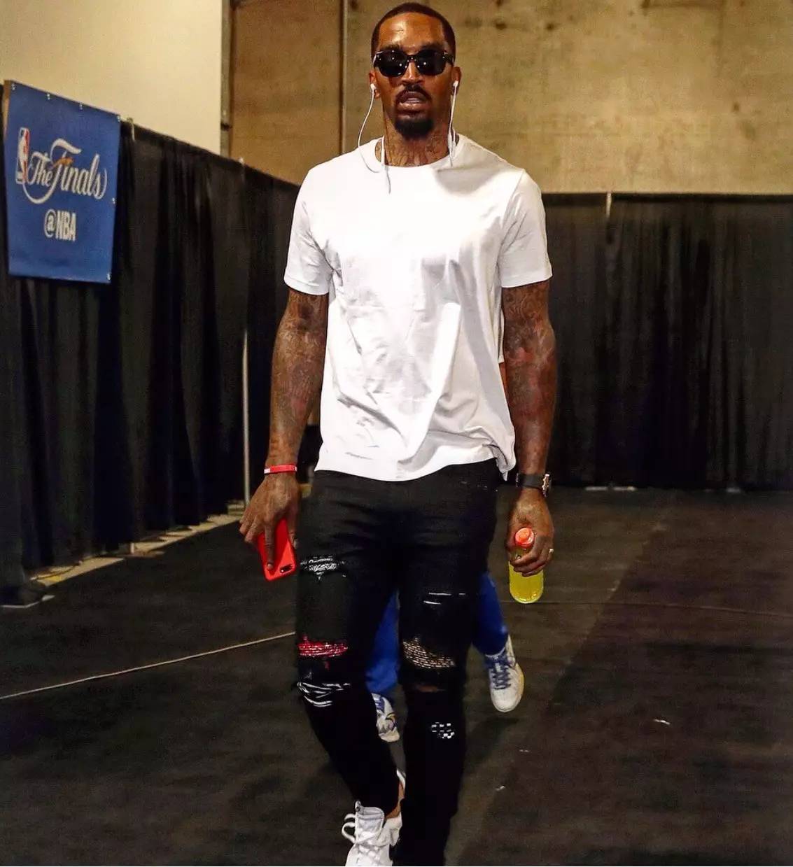 终于开了！杜兰特接谢泼德助攻三分+借掩护干拔三分连续命中！（杜兰特火力全开！接谢泼德助攻飙三分+借掩护干拔连中）