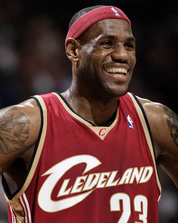 卡帅：布翁焦尔诺为现役意大利队最佳后卫，他控球能力很出色（卡帅：布翁焦尔诺堪称现役意大利队最强后卫，控球能力一流）