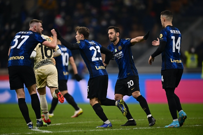 佩里西奇：我永远支持国米，虽然我的队长莫德里奇在米兰踢球（佩里西奇：即使队长莫德里奇在米兰踢球，我也会一直支持国米）