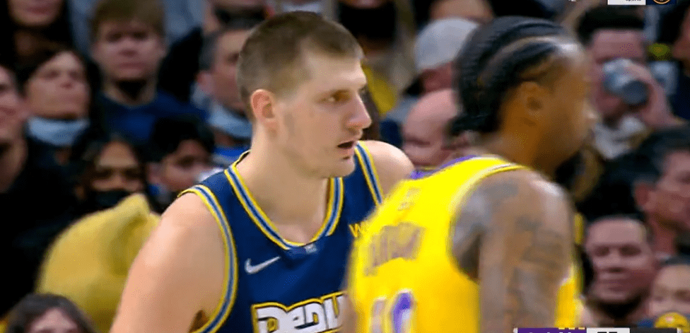 科塔谈担任先发中锋：一路成长的历程回顾（科塔自述先发中锋之路：成长轨迹回望）