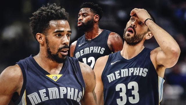 防守大师！斯玛特造杜兰特进攻犯规 阿杜无奈摊手随后又被死亡缠绕（铁血防守秀！斯玛特逼杜兰特进攻犯规，阿杜摊手无奈后再遭严防死守）