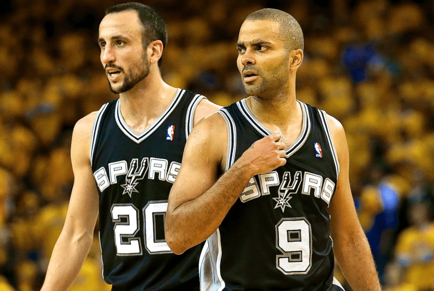 篮球湖人球星时隔两周复出，全场掌声雷动（湖人球星时隔两周归来，现场掌声如潮）