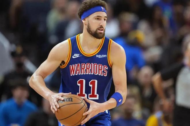 杰伦·布朗本赛季场均得分来到29，队史上仅次于塔图姆和伯德（杰伦·布朗本季场均29分，队史仅逊塔图姆与伯德）