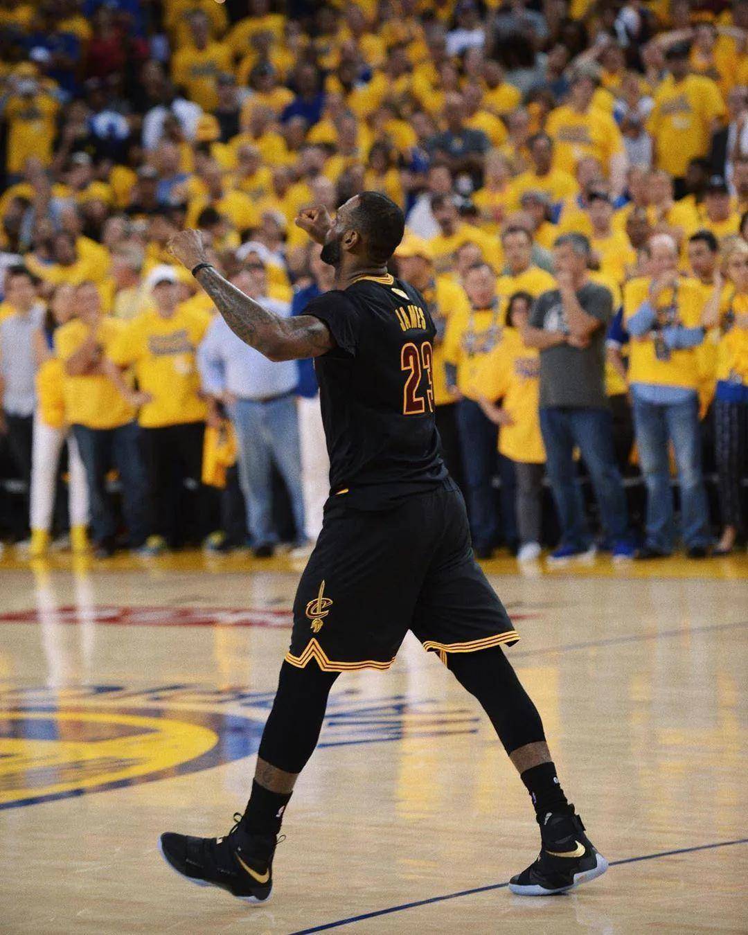 森林狼更新伤情：麦克丹尼尔斯因腹斜肌伤势将缺席（森林狼伤病更新：麦克丹尼尔斯因腹斜肌受伤缺阵）