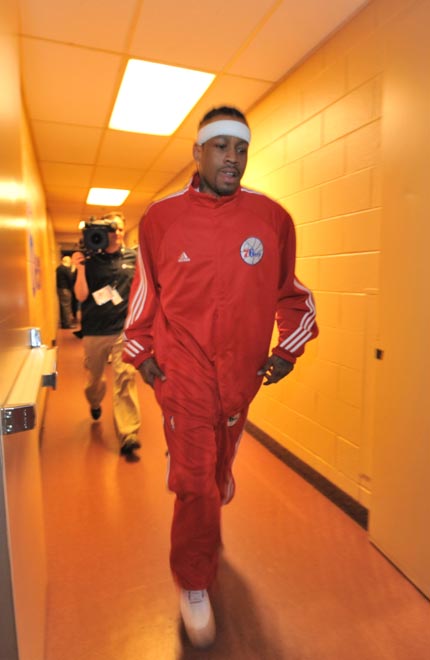 湖人本赛季关键时刻比赛8胜0负 联盟唯一不败球队！（湖人本季关键时刻8战全胜，联盟仅此一队不败）