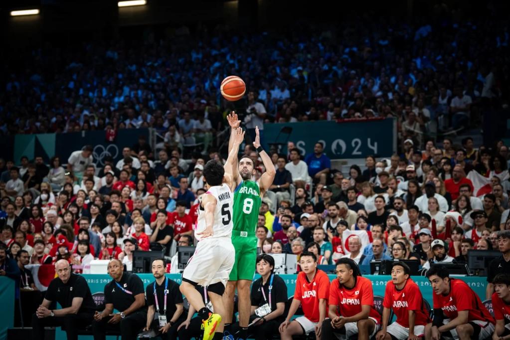 徐正源：看到中超排名低很伤心，我们应拯救中国足球的尊严（徐正源：中超排名落后让我心痛，必须捍卫中国足球的尊严）