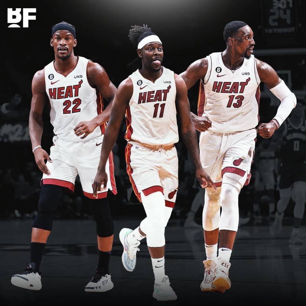 德媒：两名葡体球迷燃放烟火致另一名葡体球迷和一名警官受伤（德媒称两名葡体球迷燃放烟花致一名同队球迷和一名警员受伤）