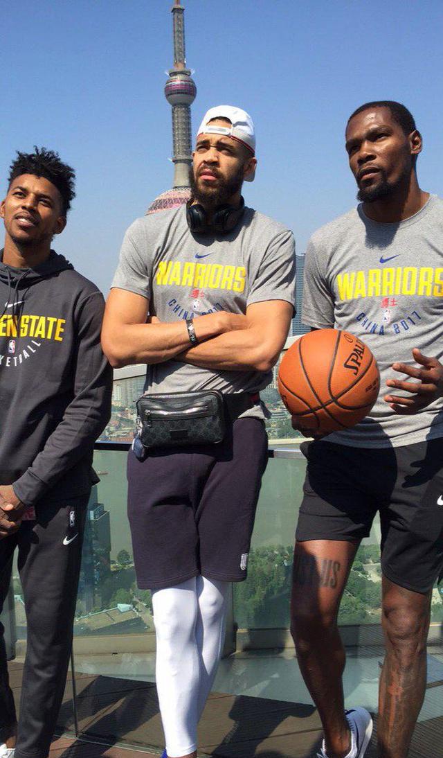 武器大师怎么办啊？SBV精英队史首次荷甲客场击败阿贾克斯（武器大师如何应对？SBV精英荷甲队史首次客场击败阿贾克斯）