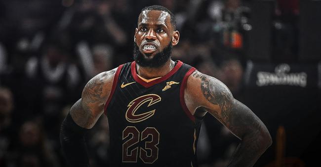 韦尔勾手命中，热火展现强势进攻（韦尔勾手得分，热火火力全开）