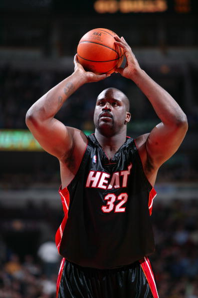 比肩大鸟！布朗成绿军队史第二位单场40分5板5助5断球员（追平大鸟纪录！布朗成绿军史上第2位单场40分5板5助5断的球员）