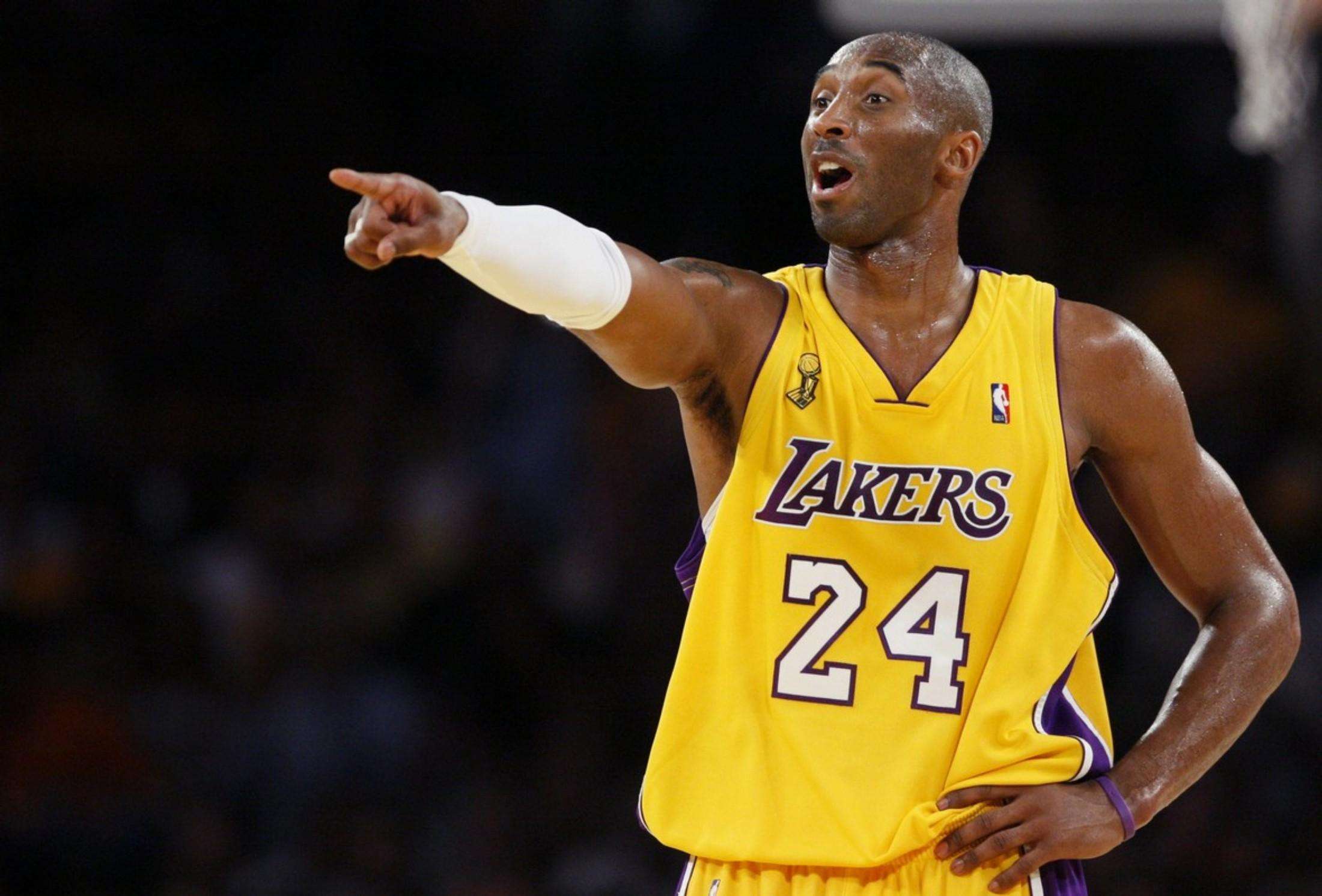 你认同吗？孔蒂说法鹰防守好，目前其欧冠失球第三多、德甲失球第二多（你怎么看：孔蒂称法鹰防守出色，球队却欧冠失球第3、德甲失球第2）