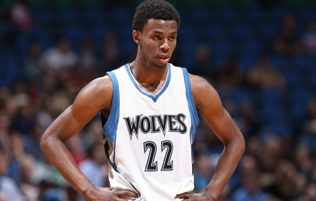 欧冠战报：格林伍德梅开二度，马赛3-2逆转圣吉罗斯（欧冠快讯：格林伍德双响，马赛3-2逆转圣吉罗斯）