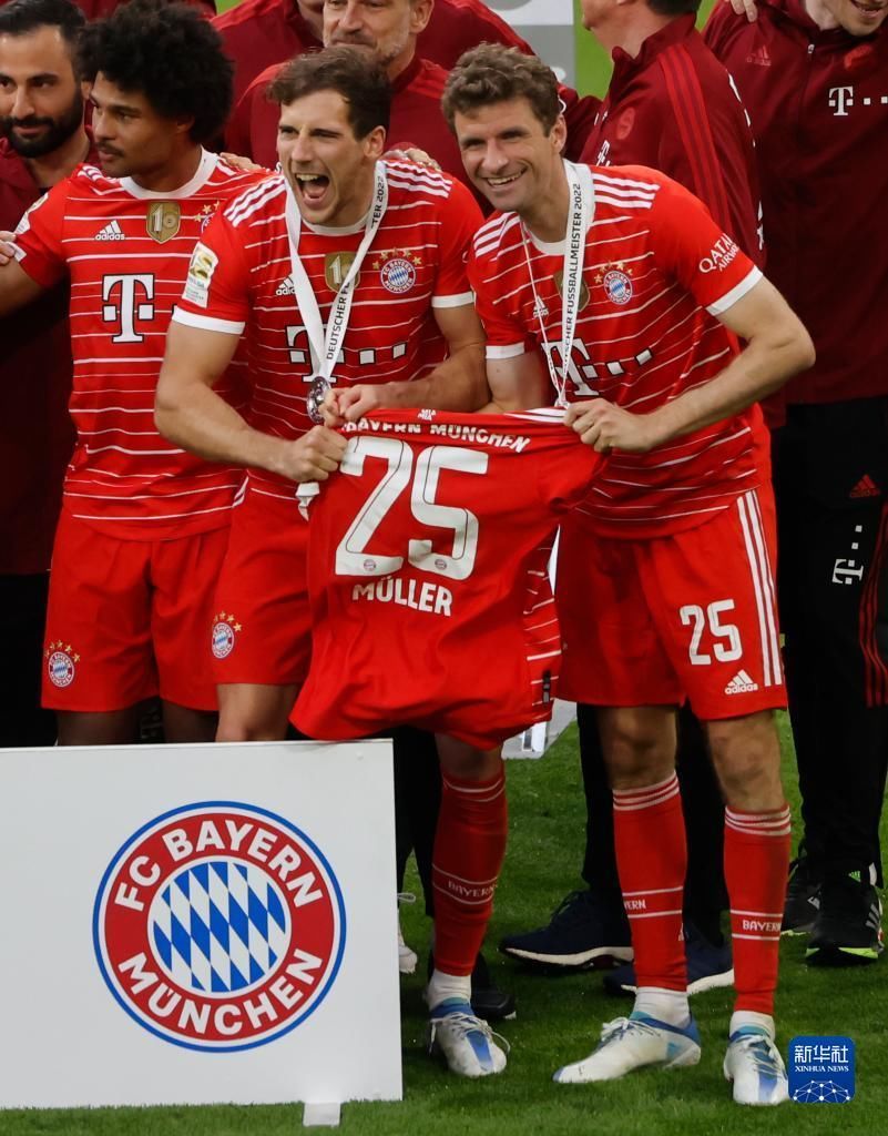 篮球对决：狄龙单挑詹姆斯（巅峰对决：狄龙向詹姆斯发起单挑）