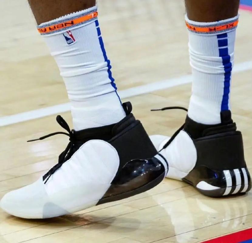 阿斯：佩德里和拉菲尼亚是巴萨所有问题的解药（阿斯：佩德里与拉菲尼亚是破解巴萨困局的关键）