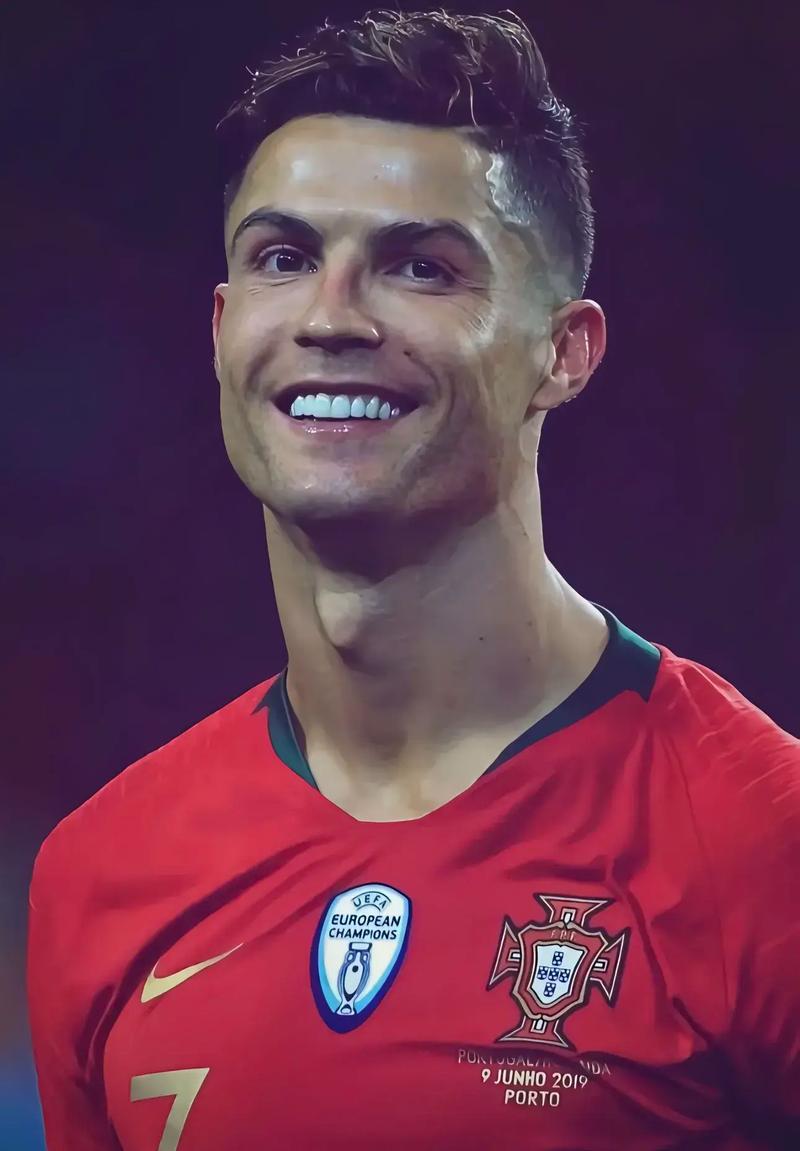 切尔西后腰身体素质远超德罗巴，穆里尼奥夸他一天能踢两场英超（穆里尼奥盛赞切尔西后腰：体能碾压德罗巴，一天连战两场英超）