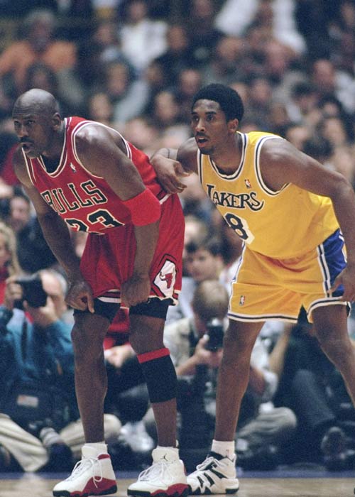 罗体：斯帕莱蒂重回那不勒斯全程遭嘘，球迷不原谅他执教尤文（罗体：斯帕莱蒂重返那不勒斯遭全场嘘声，球迷仍不原谅其执教尤文）